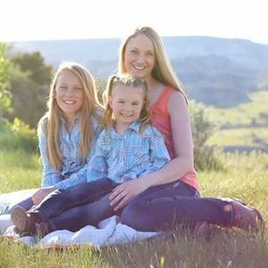 Meet your Posher, Rebecca